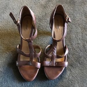 Super Comfortable Summer Heels - Brown Leather